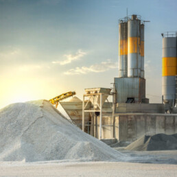 Sand destined to the manufacture of cement in a quarry